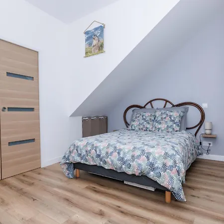 Le Refuge Pyreneen - Climatisation Parking Wifi Espace De Travail - Neuf- Tres Belle Vue Sur Les Pyrenees - 2 Lits - Speciale Apartamento