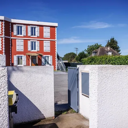 Apartment Le Refuge Pyreneen - Climatisation Parking Wifi Espace De Travail - Neuf- Tres Belle Vue Sur Les Pyrenees - 2 Lits - Speciale
