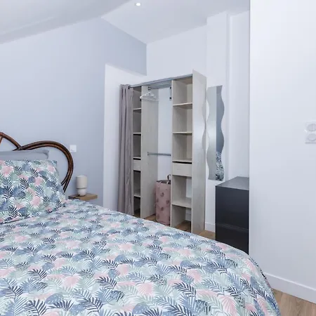 Le Refuge Pyreneen - Climatisation Parking Wifi Espace De Travail - Neuf- Tres Belle Vue Sur Les Pyrenees - 2 Lits - Speciale Apartment Assat